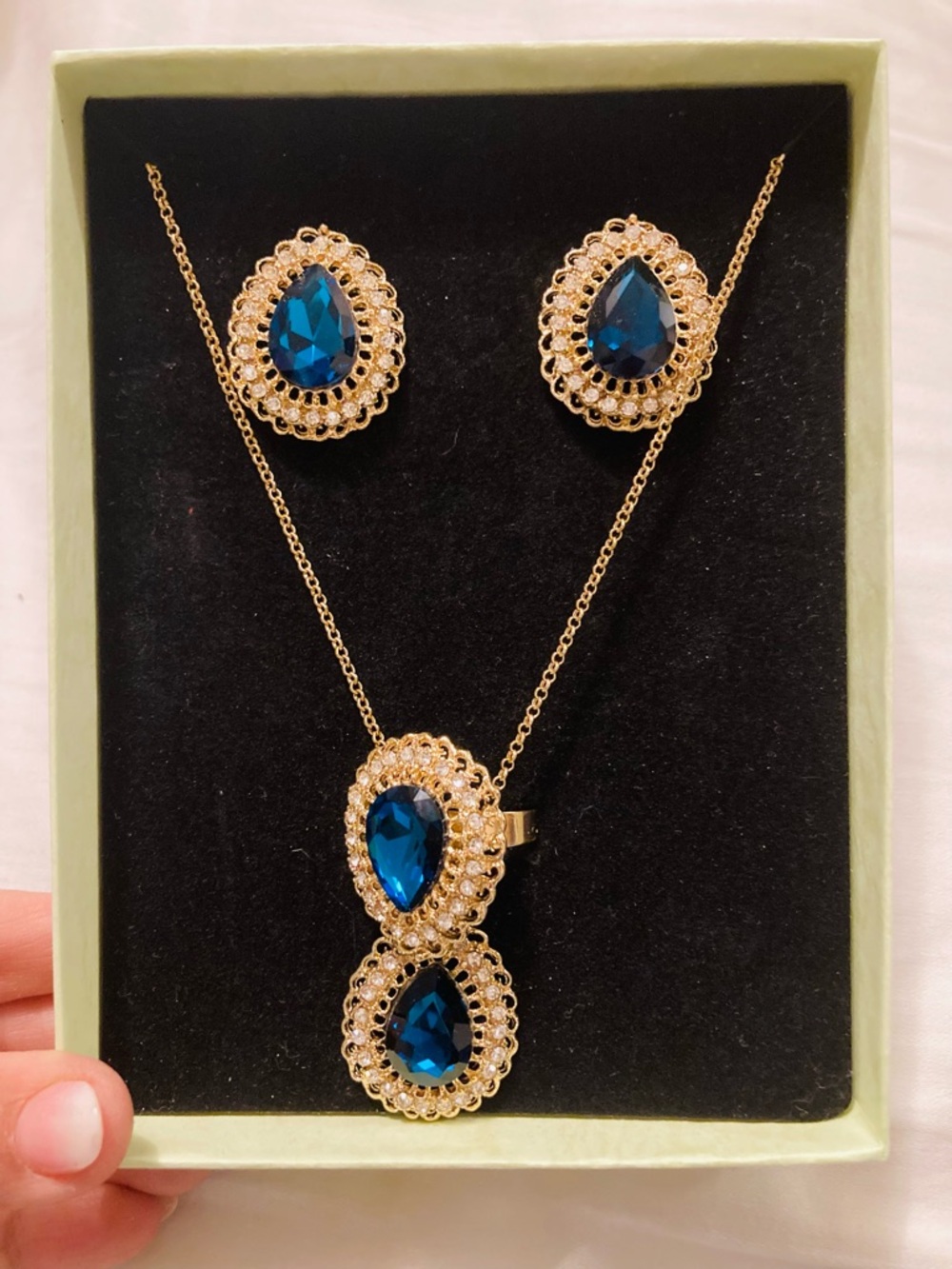 Gold-Plated Blue Teardrop Pendant Necklace & Earring Set